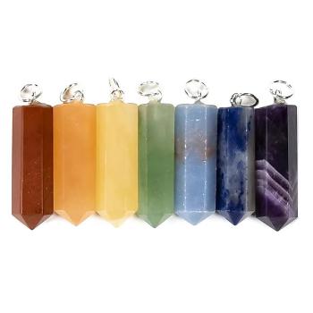 Set mit 7 Chakra Anhängern – Handgefertigter energetischer Schmuck zur Chakrenbalance.