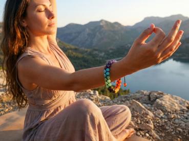 Preview: Chakra Premium Edelstein-Armband